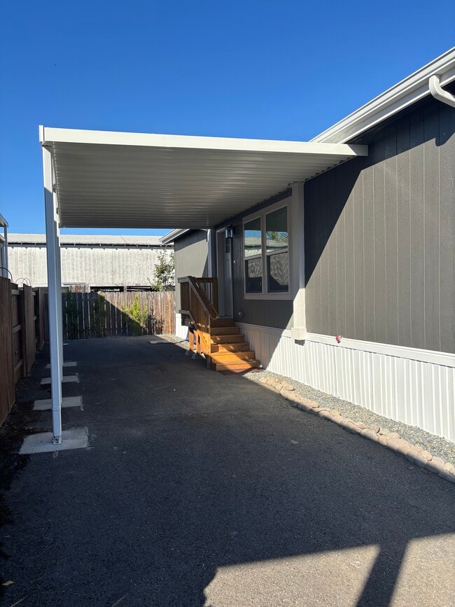 Building Photo - 1512 Agape Way