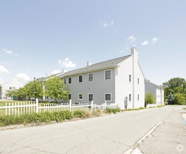 River Bluff of Mount Clemens 113 River Bluff Dr Mount Clemens MI