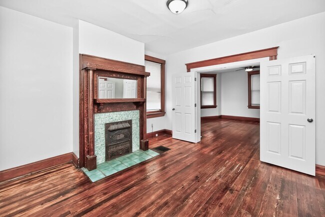 Building Photo - 2315 Moerlein Ave