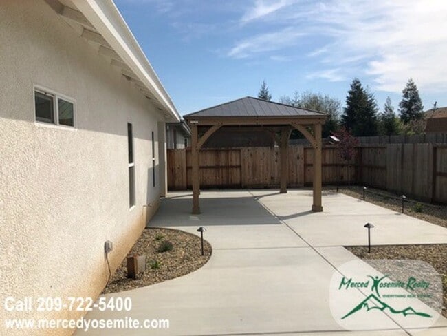 Building Photo - $100 discount for 2 year lease! Appointmen...