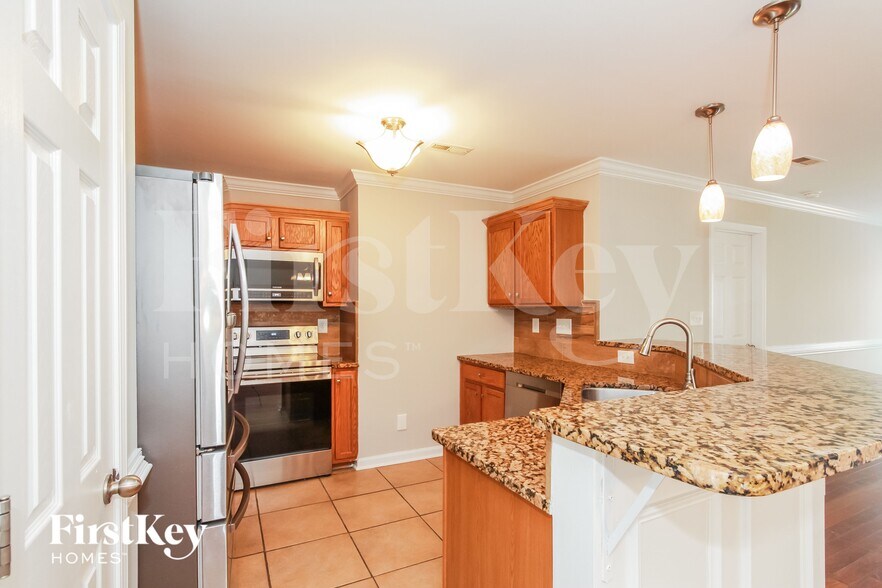 Building Photo - 11319 Breezehill Ln