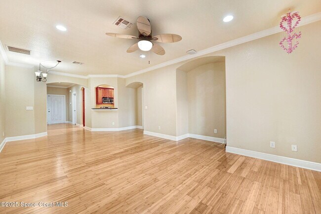 Building Photo - 1795 Noel Pl