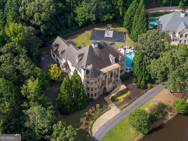 Building Photo - 11140 W Rd