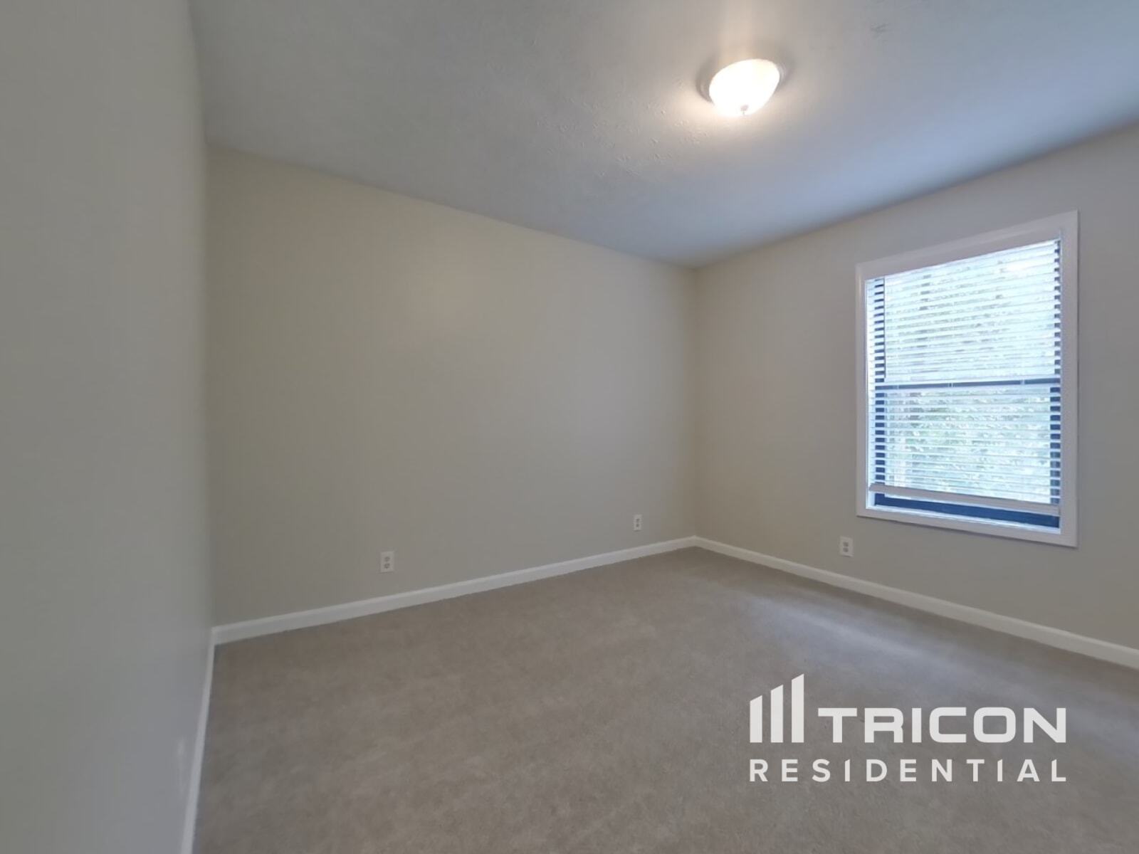 Building Photo - 3720 Pine Brook Dr