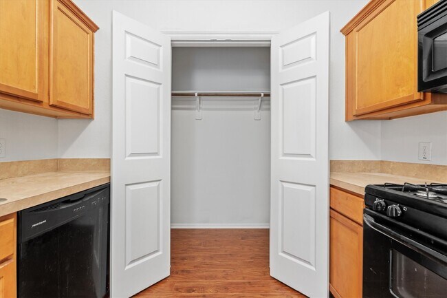 Building Photo - 12230 Turchin Dr