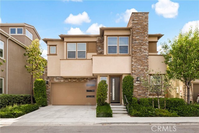 Primary Photo - 545 Serrano Summit Dr