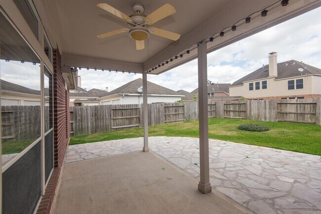 Building Photo - 2313 Echo Harbor Dr