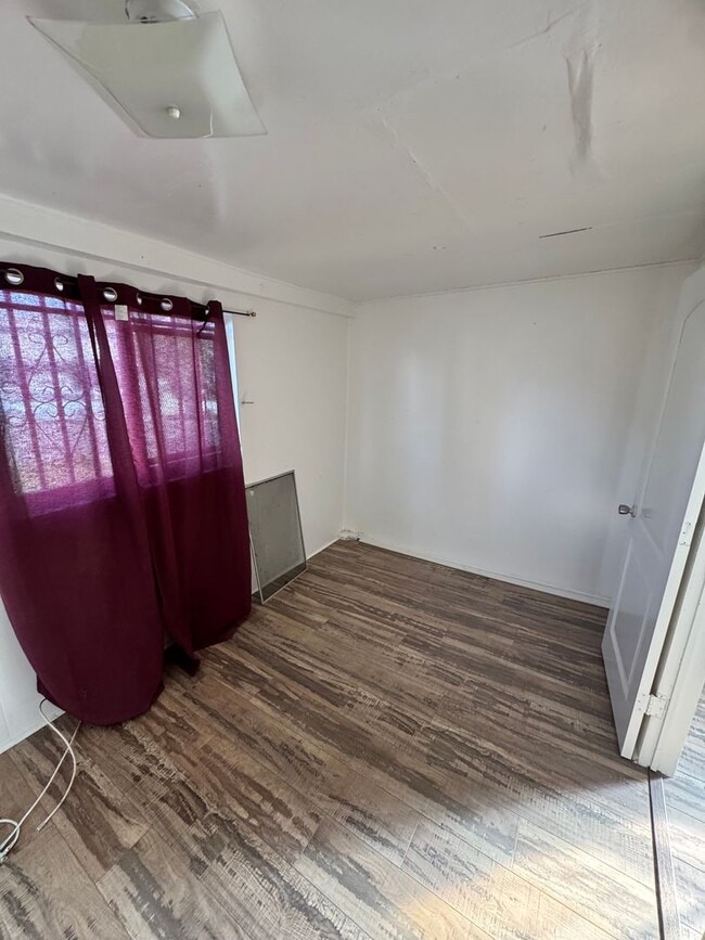 Building Photo - 3424 Winter St