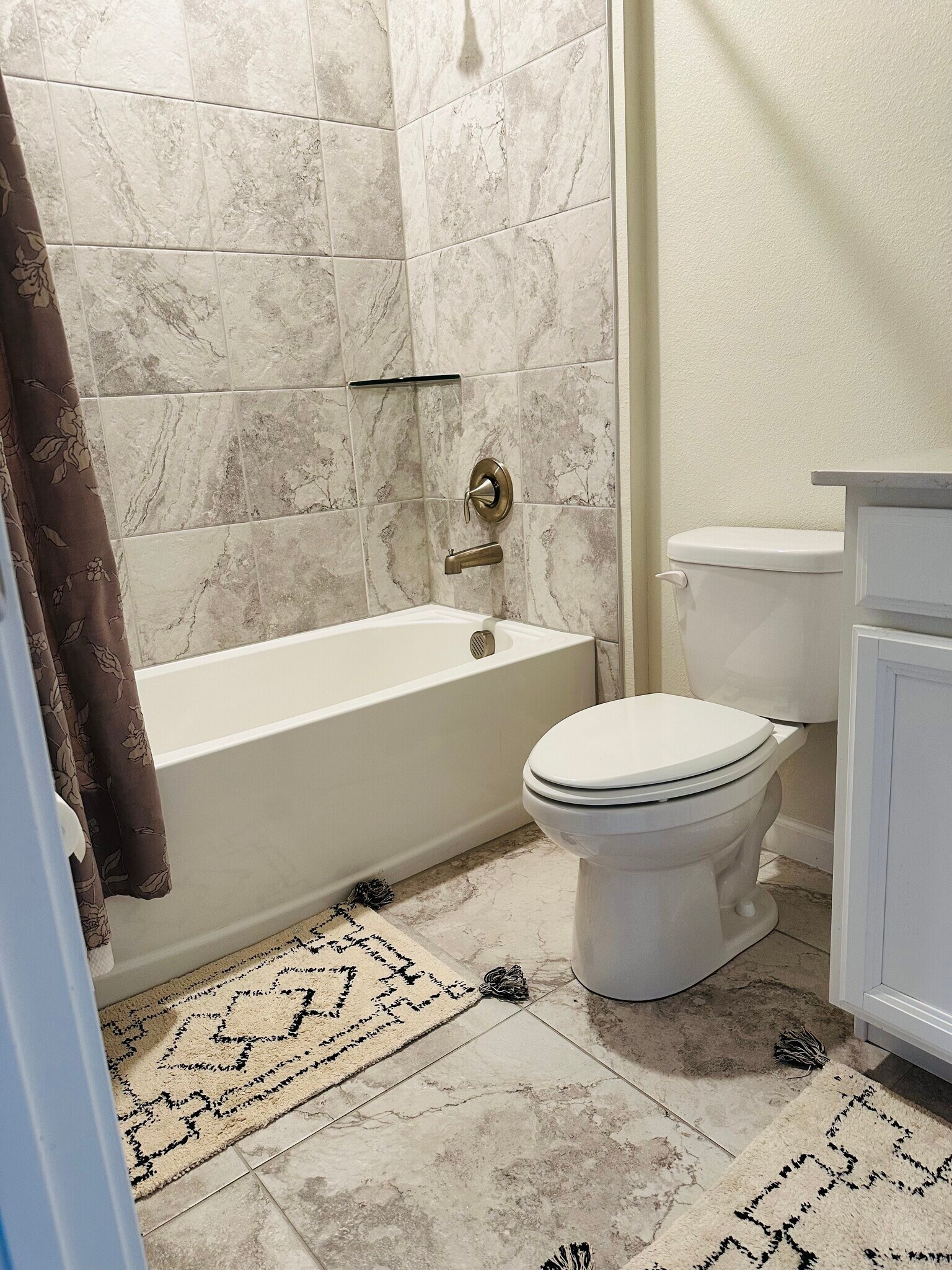 Building Photo - 1818 Black Maple Pl
