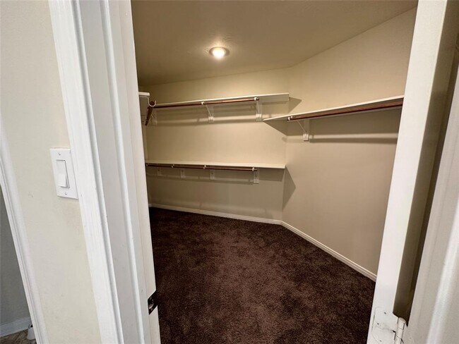 Building Photo - 7014 Limestone Cir