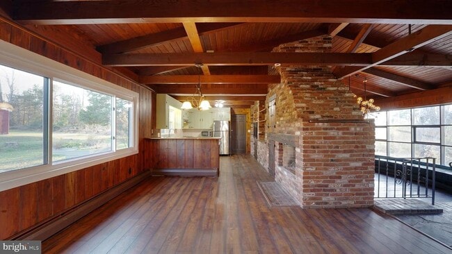 Building Photo - 53 Iron Bridge Rd