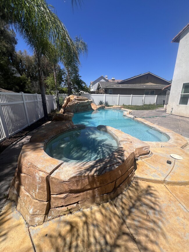 Building Photo - 28839 Chatham Ln