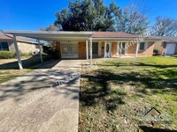 Building Photo - 5080 Bruce Dr