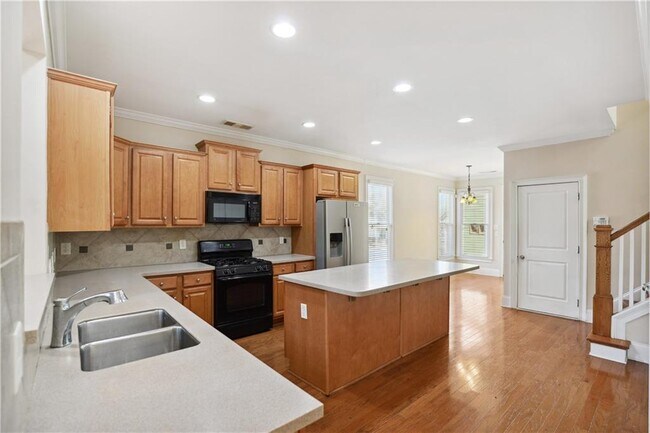 Building Photo - 337 Myrtle Trace Ln
