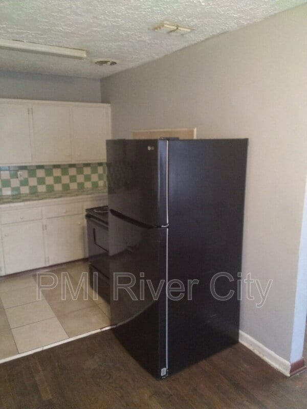 Building Photo - 5223 Polan Ln