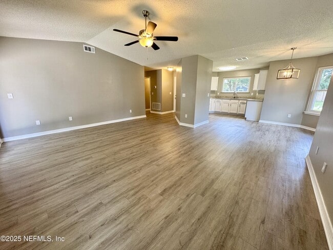 Building Photo - 3625 Lumberjack Way