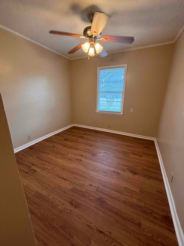 Building Photo - 1022 Donald St