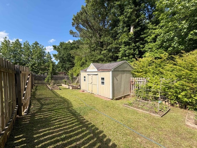 Building Photo - 245 Jarrett Bay Ln