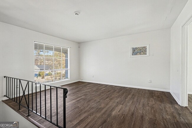 Building Photo - 2505 Shiloh Dr