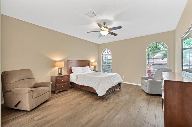 Building Photo - 31406 Capella Cir
