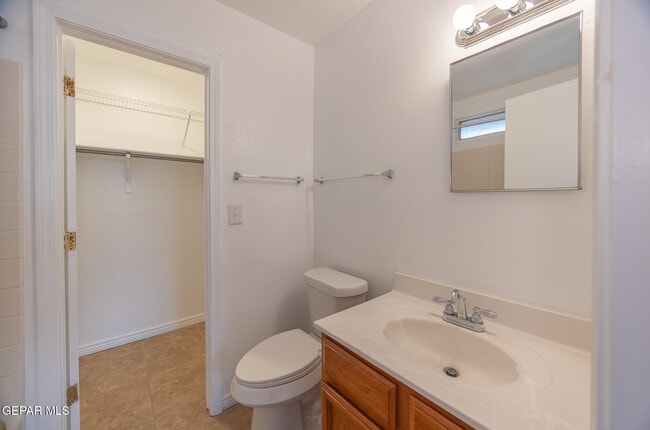 Building Photo - 12036 Willowmist Ave