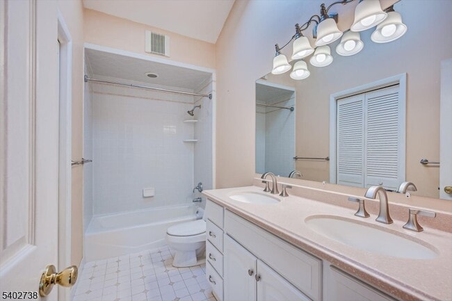 Building Photo - 22 O Loughlin Dr