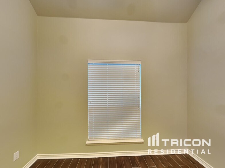 Building Photo - 219 Hartley Ln