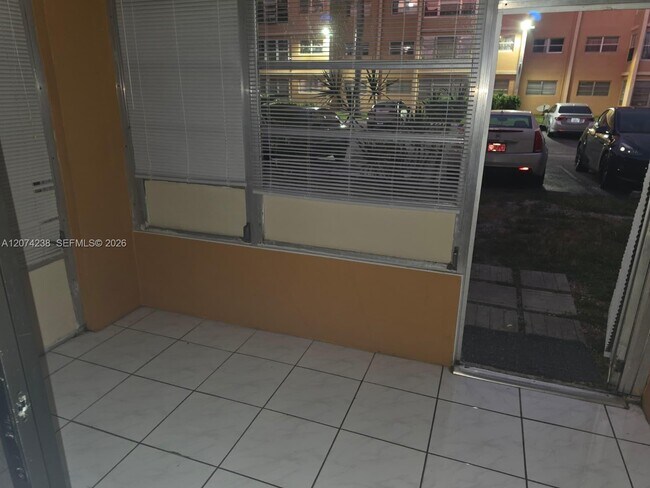 Building Photo - 2451 NW 41st Ave