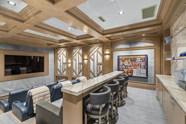 Building Photo - 472 Thunderbowl Ln