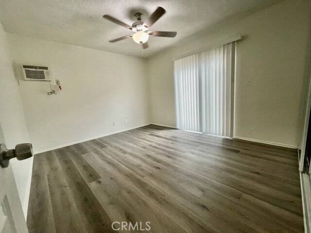 Building Photo - 685 E Vista Chino