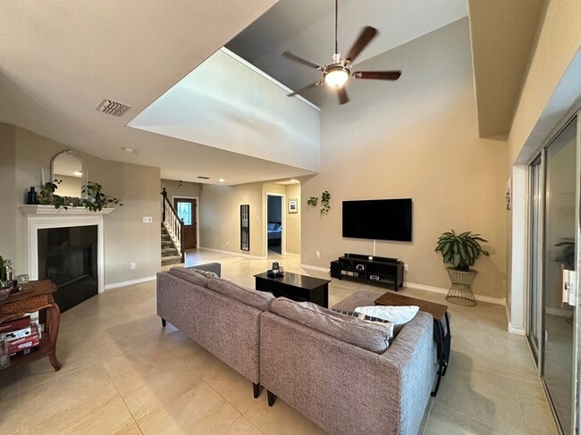 Building Photo - 14833 Cobo De Bara Cir