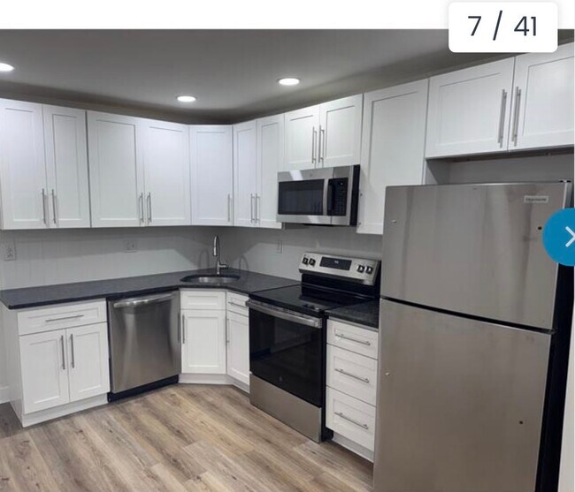 Building Photo - 1526 S 29th St