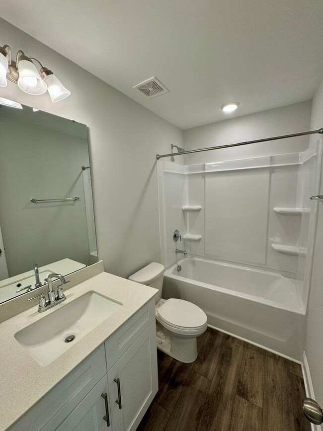 Building Photo - New Construction, 3BR/2.5 Bath Townhouse i...