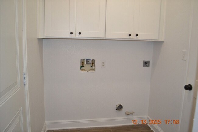 Building Photo - 6242 Piedra Negras Ct