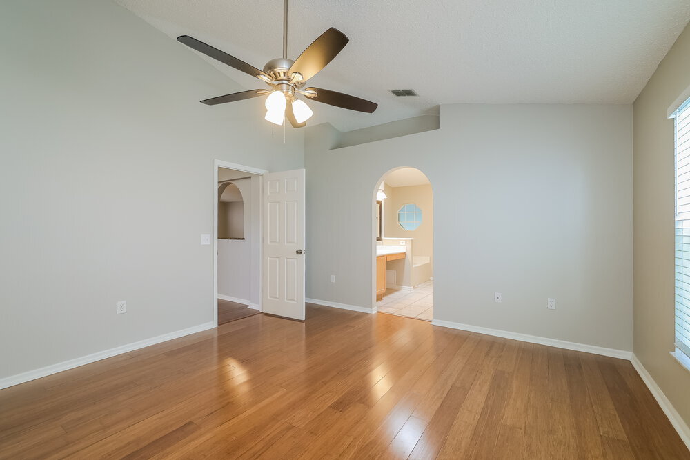 Building Photo - 128 Oak View Pl