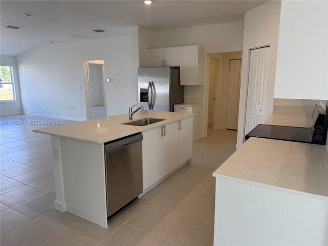 Building Photo - 17341 SW 286th St