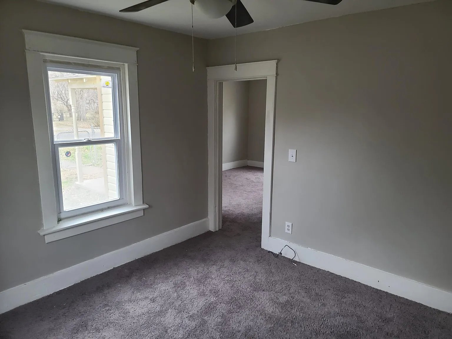 Building Photo - 210 S 6th St