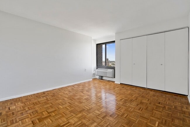 Building Photo - 1105 Massachusetts Ave