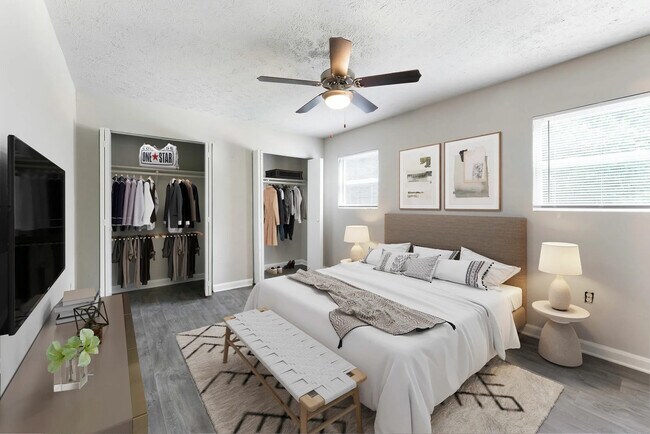 Building Photo - Room in Apartment on Mt Zion Rd