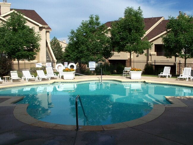 Building Photo - 3732 Riviera Grove