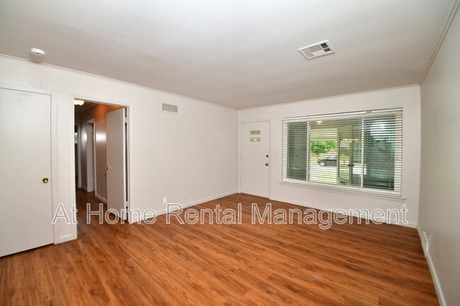 Building Photo - 3707 E 29th St