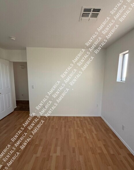 Building Photo - 33251 N Symer Dr