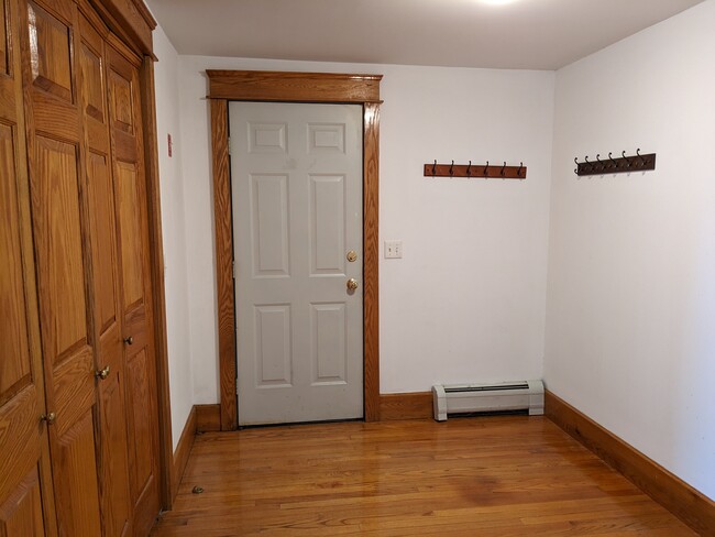 Mudroom - 453 Federal St