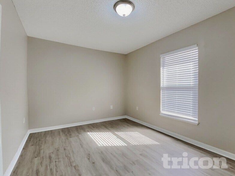 Building Photo - 508 Cloudcroft Dr