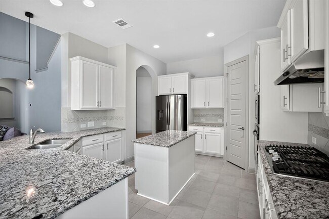 Building Photo - 21404 Hines Ln