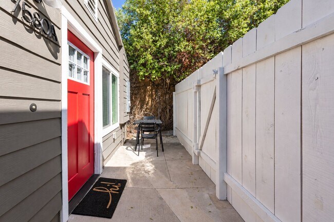 Building Photo - 7580 Saranac Ave