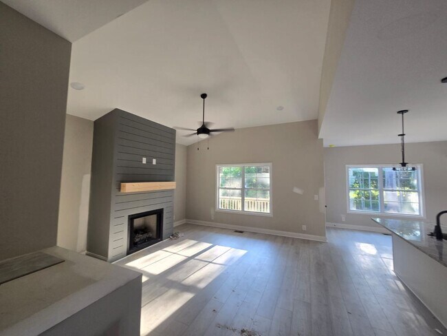 Building Photo - New Construction Ruby Floor Plan Near Exit 4