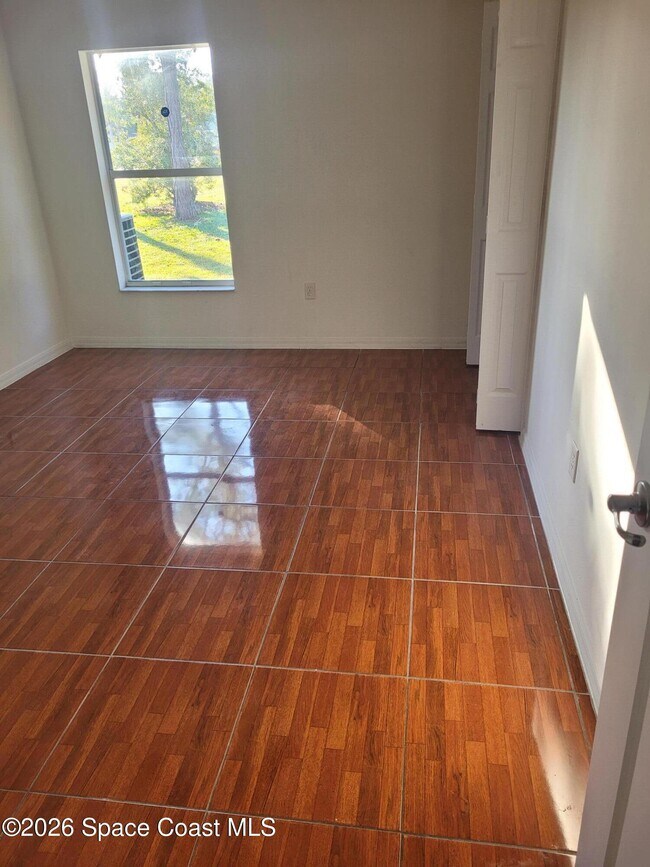 Building Photo - 231 Alcantarra St NW