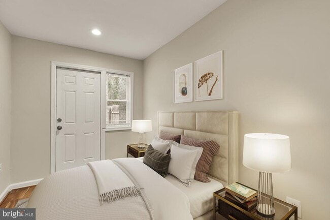 Building Photo - 4131 Hunt Pl NE