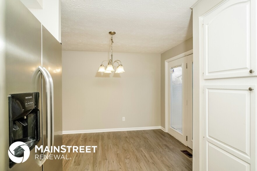 Building Photo - 7646 Muirfield Ct
